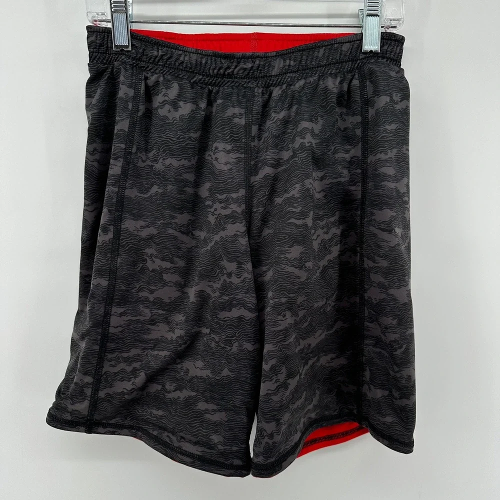 Zella Boys Reversible Shorts Grey Camo Red Athletic Gym Shorts L (10/12)